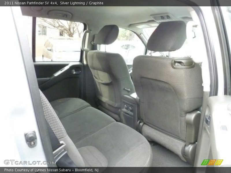 Silver Lightning / Graphite 2011 Nissan Pathfinder SV 4x4