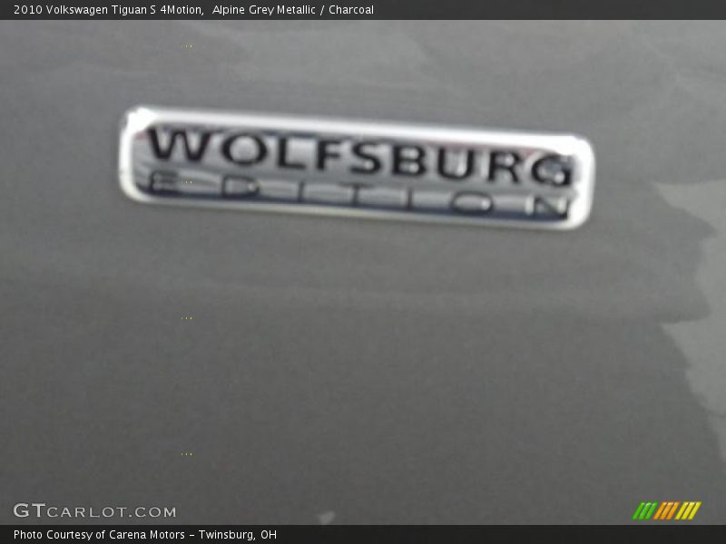 Alpine Grey Metallic / Charcoal 2010 Volkswagen Tiguan S 4Motion