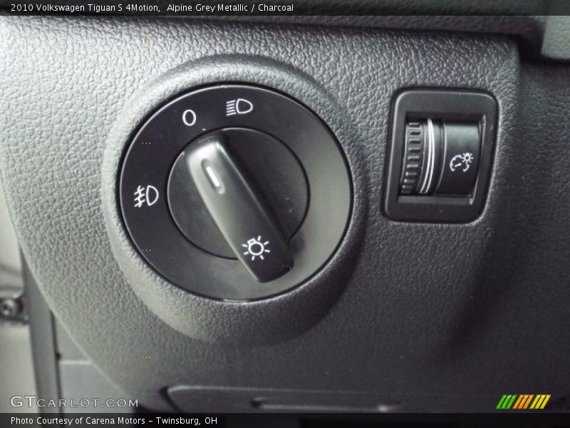 Alpine Grey Metallic / Charcoal 2010 Volkswagen Tiguan S 4Motion