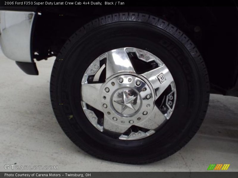 Custom Wheels of 2006 F350 Super Duty Lariat Crew Cab 4x4 Dually