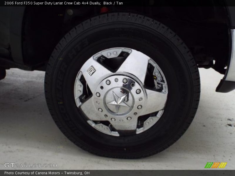 Custom Wheels of 2006 F350 Super Duty Lariat Crew Cab 4x4 Dually