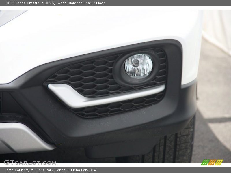White Diamond Pearl / Black 2014 Honda Crosstour EX V6
