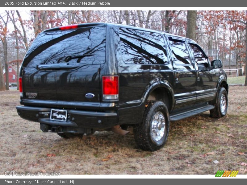 Black / Medium Pebble 2005 Ford Excursion Limited 4X4