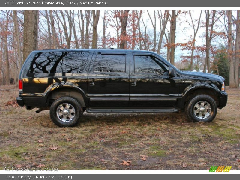 Black / Medium Pebble 2005 Ford Excursion Limited 4X4