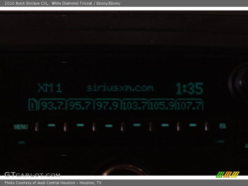 White Diamond Tricoat / Ebony/Ebony 2010 Buick Enclave CXL