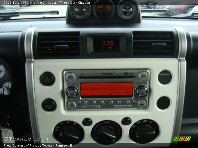 Iceberg White / Dark Charcoal 2012 Toyota FJ Cruiser 4WD