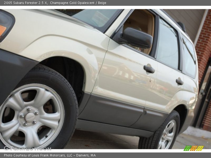 Champagne Gold Opalescent / Beige 2005 Subaru Forester 2.5 X