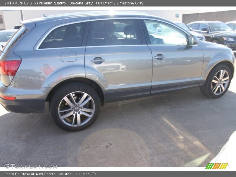 Daytona Gray Pearl Effect / Limestone Gray 2010 Audi Q7 3.6 Premium quattro