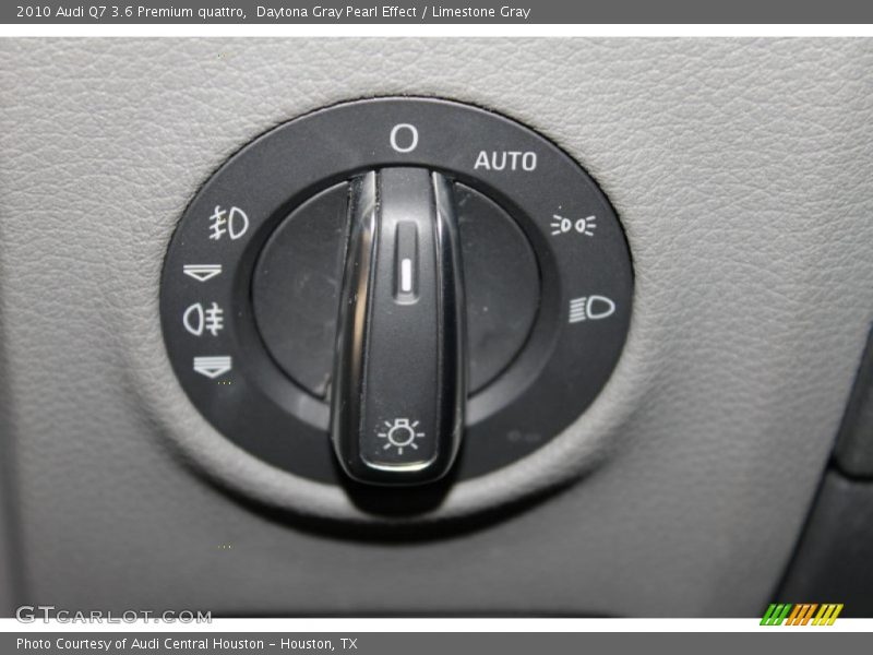 Daytona Gray Pearl Effect / Limestone Gray 2010 Audi Q7 3.6 Premium quattro