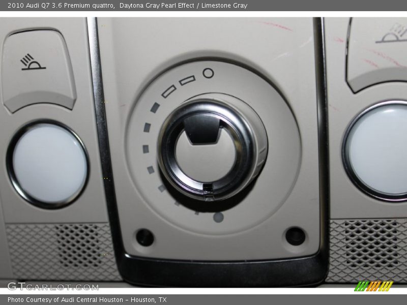 Daytona Gray Pearl Effect / Limestone Gray 2010 Audi Q7 3.6 Premium quattro