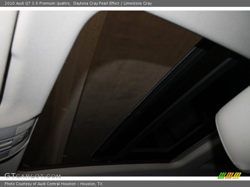 Daytona Gray Pearl Effect / Limestone Gray 2010 Audi Q7 3.6 Premium quattro