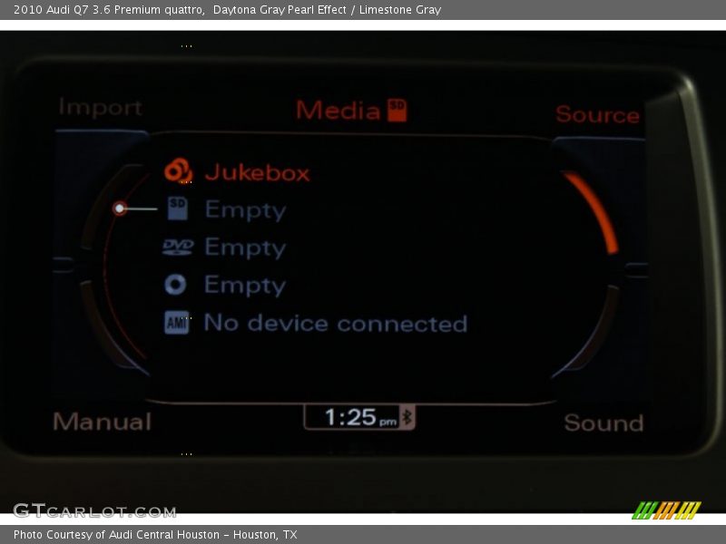Daytona Gray Pearl Effect / Limestone Gray 2010 Audi Q7 3.6 Premium quattro