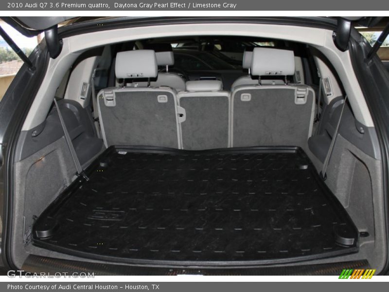 Daytona Gray Pearl Effect / Limestone Gray 2010 Audi Q7 3.6 Premium quattro