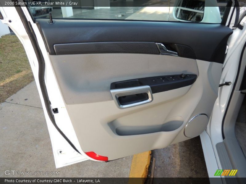 Polar White / Gray 2008 Saturn VUE XR