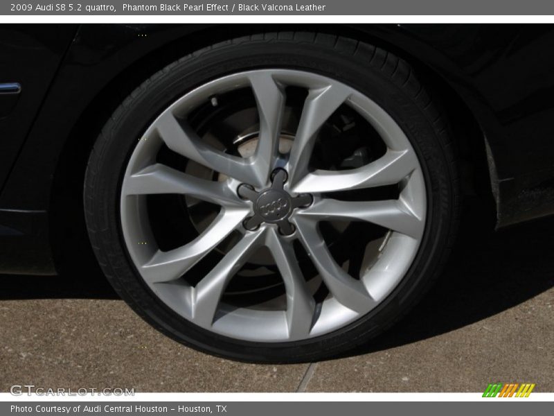Phantom Black Pearl Effect / Black Valcona Leather 2009 Audi S8 5.2 quattro