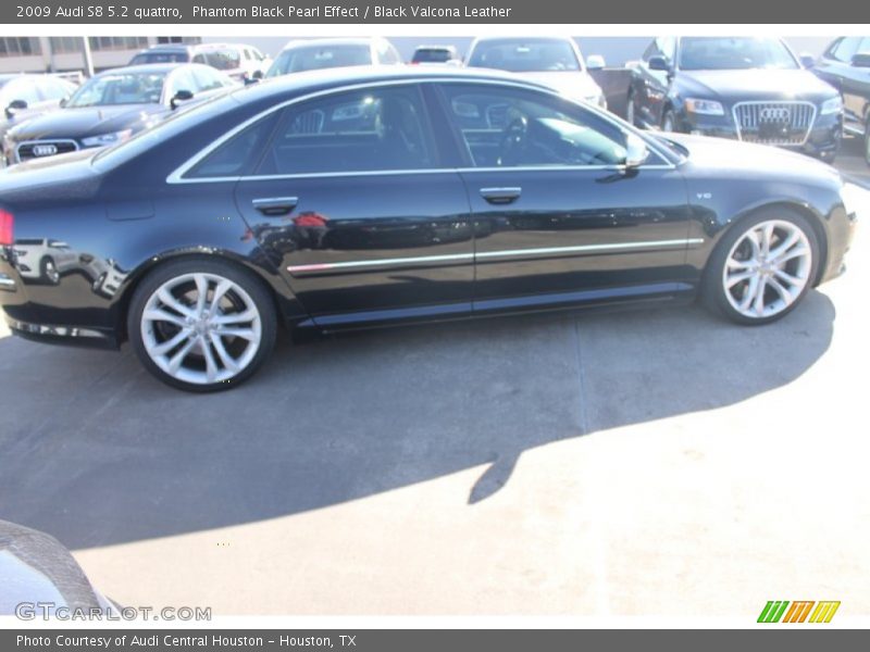 Phantom Black Pearl Effect / Black Valcona Leather 2009 Audi S8 5.2 quattro