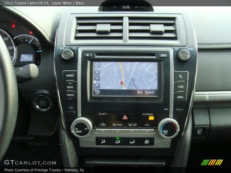 Super White / Black 2012 Toyota Camry SE V6