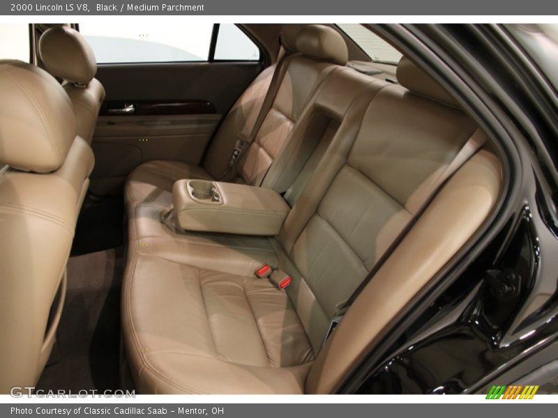 Black / Medium Parchment 2000 Lincoln LS V8