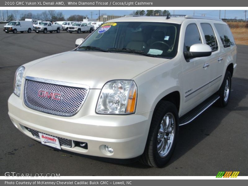 White Diamond Tricoat / Cocoa/Light Cashmere 2010 GMC Yukon XL Denali AWD
