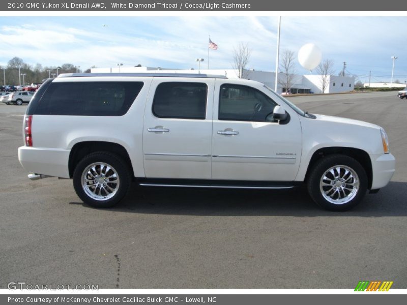 White Diamond Tricoat / Cocoa/Light Cashmere 2010 GMC Yukon XL Denali AWD