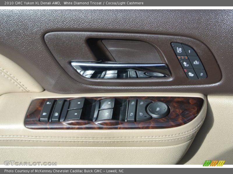 White Diamond Tricoat / Cocoa/Light Cashmere 2010 GMC Yukon XL Denali AWD