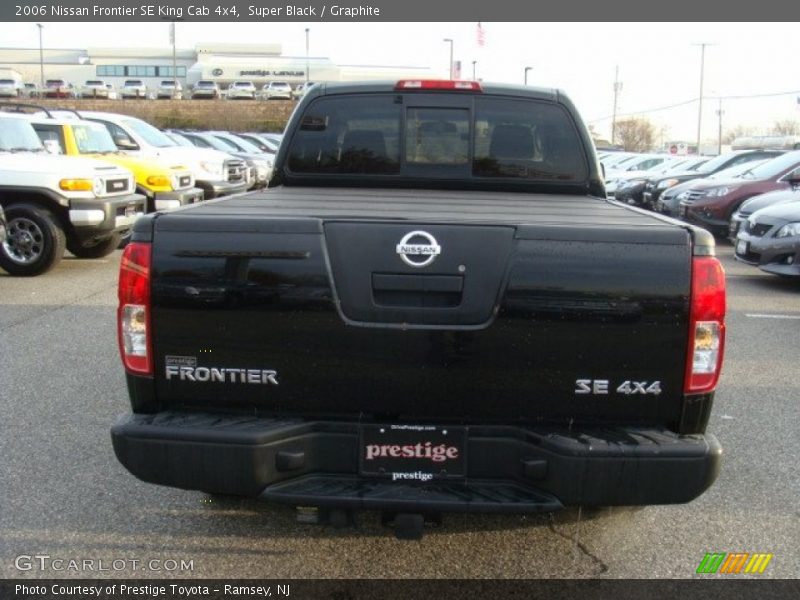 Super Black / Graphite 2006 Nissan Frontier SE King Cab 4x4