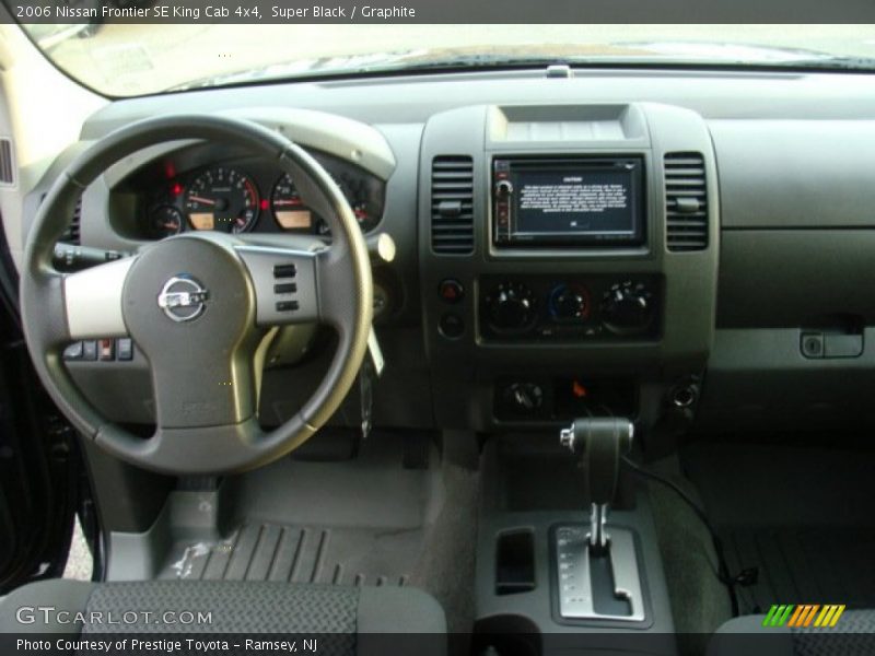 Super Black / Graphite 2006 Nissan Frontier SE King Cab 4x4