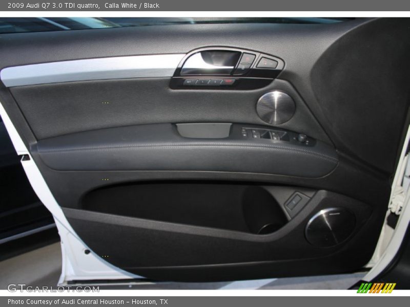 Calla White / Black 2009 Audi Q7 3.0 TDI quattro