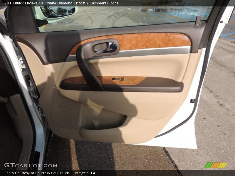 White Diamond Tricoat / Cashmere/Cocoa 2010 Buick Enclave CX