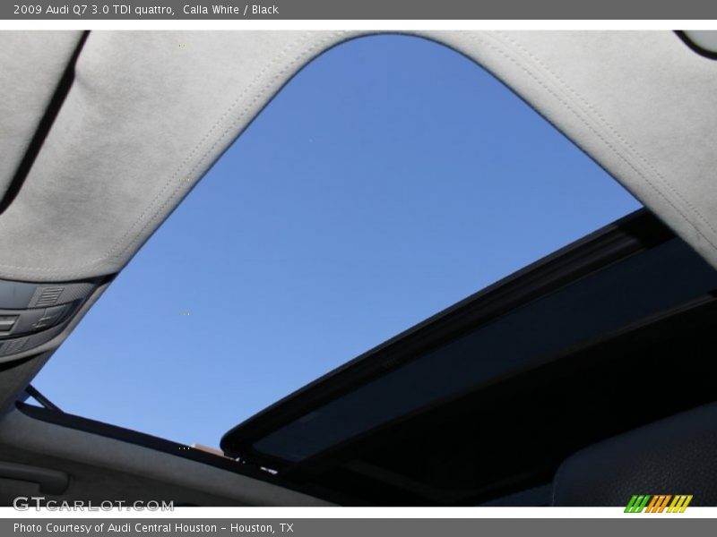 Calla White / Black 2009 Audi Q7 3.0 TDI quattro