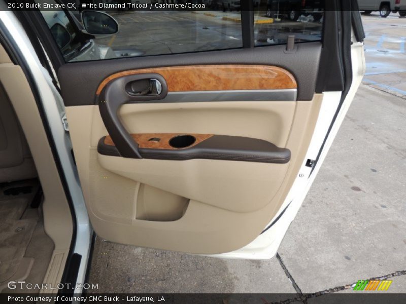White Diamond Tricoat / Cashmere/Cocoa 2010 Buick Enclave CX