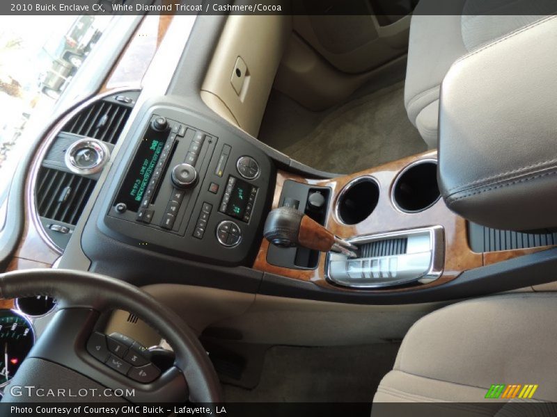 White Diamond Tricoat / Cashmere/Cocoa 2010 Buick Enclave CX