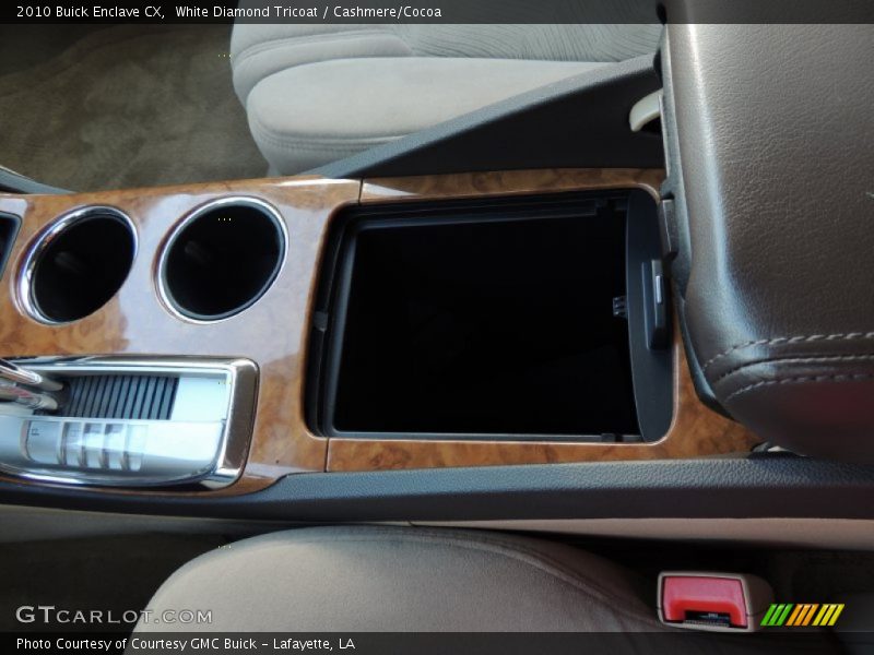 White Diamond Tricoat / Cashmere/Cocoa 2010 Buick Enclave CX
