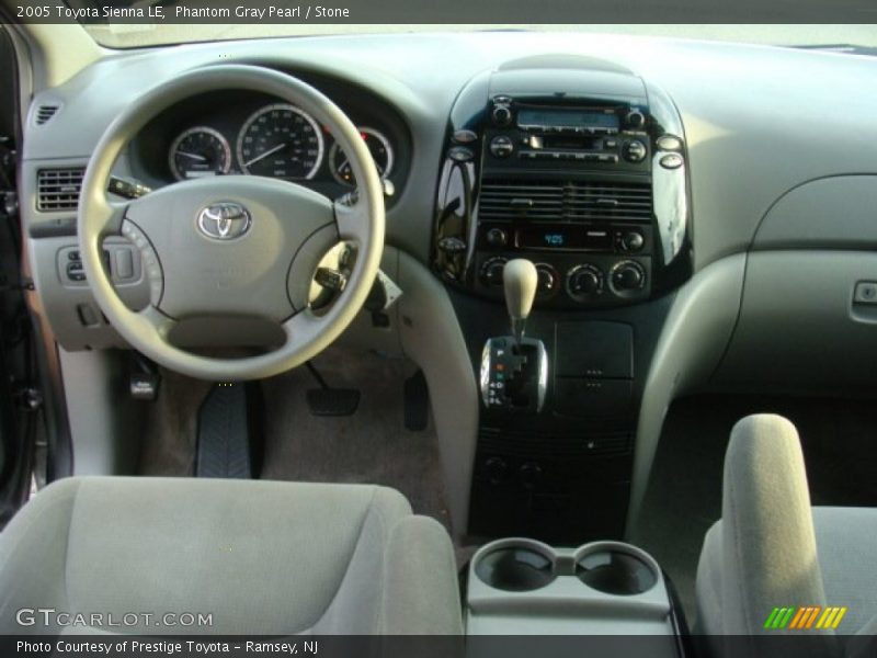Phantom Gray Pearl / Stone 2005 Toyota Sienna LE