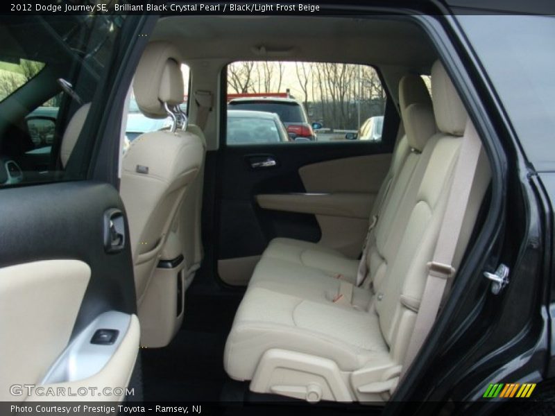 Brilliant Black Crystal Pearl / Black/Light Frost Beige 2012 Dodge Journey SE