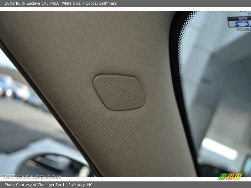 White Opal / Cocoa/Cashmere 2009 Buick Enclave CXL AWD