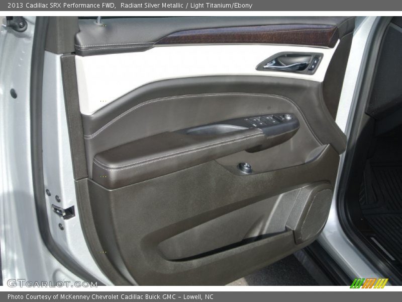 Radiant Silver Metallic / Light Titanium/Ebony 2013 Cadillac SRX Performance FWD