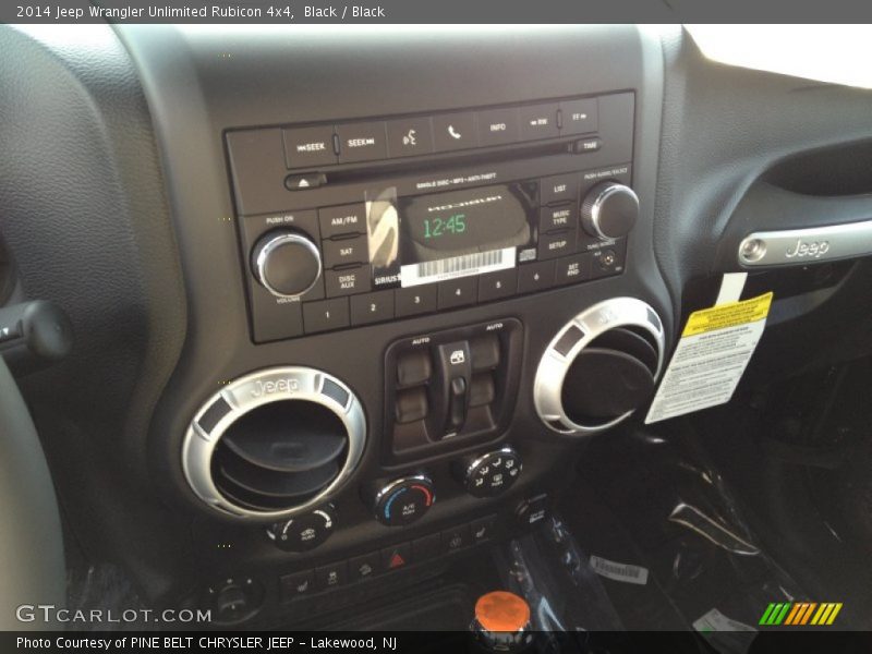 Black / Black 2014 Jeep Wrangler Unlimited Rubicon 4x4