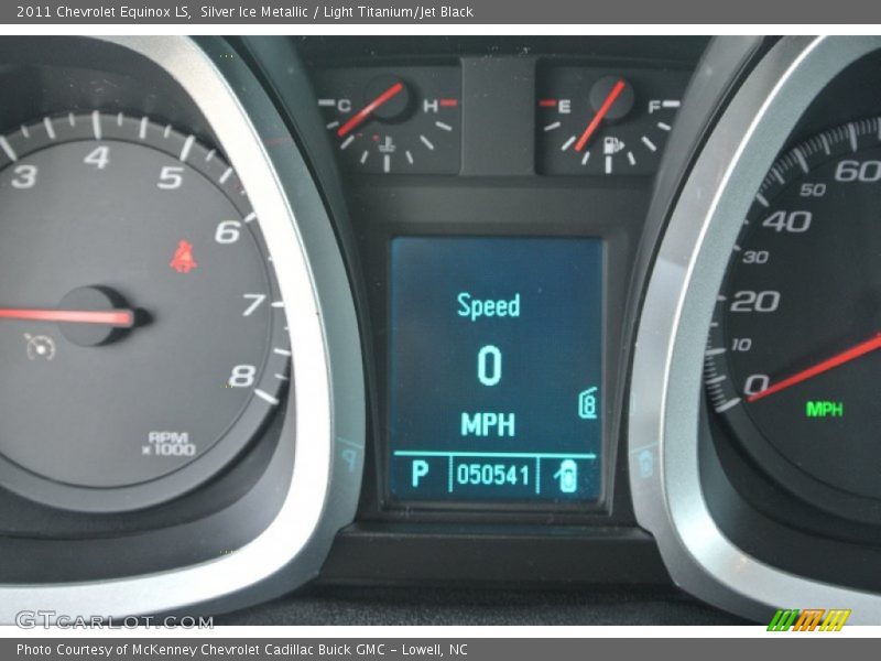 Silver Ice Metallic / Light Titanium/Jet Black 2011 Chevrolet Equinox LS