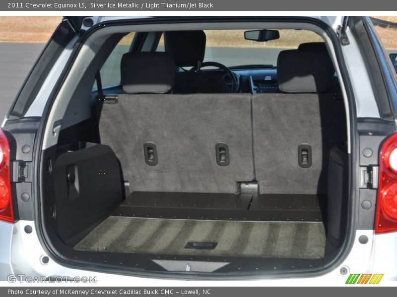 Silver Ice Metallic / Light Titanium/Jet Black 2011 Chevrolet Equinox LS