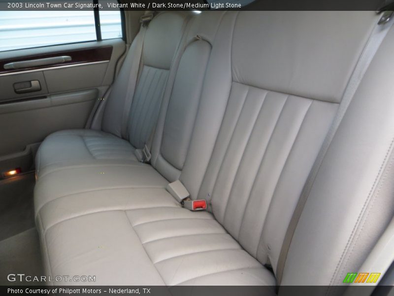 Vibrant White / Dark Stone/Medium Light Stone 2003 Lincoln Town Car Signature
