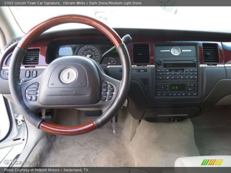 Vibrant White / Dark Stone/Medium Light Stone 2003 Lincoln Town Car Signature