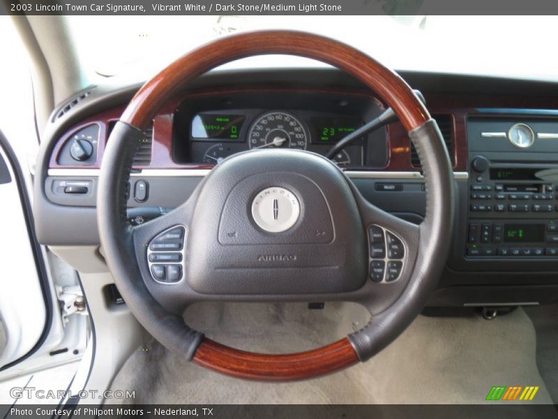 Vibrant White / Dark Stone/Medium Light Stone 2003 Lincoln Town Car Signature