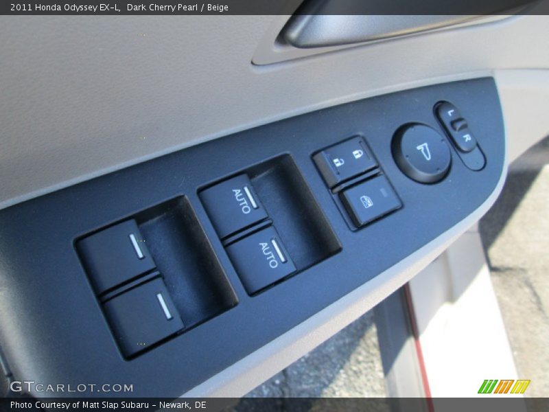 Dark Cherry Pearl / Beige 2011 Honda Odyssey EX-L