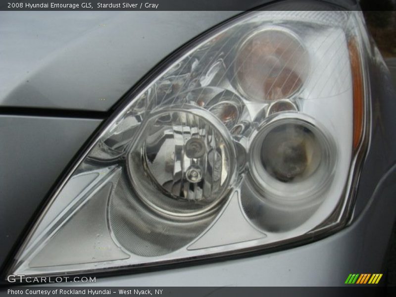 Stardust Silver / Gray 2008 Hyundai Entourage GLS