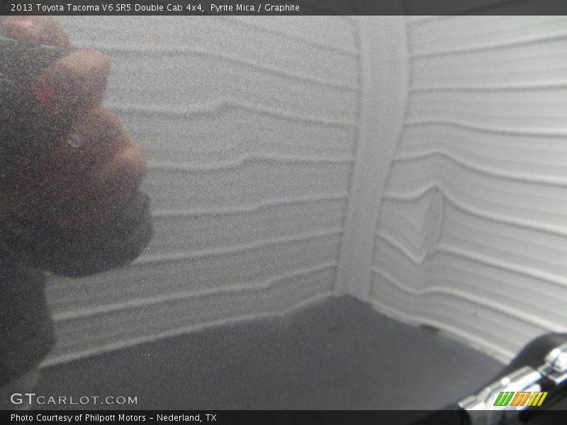 Pyrite Mica / Graphite 2013 Toyota Tacoma V6 SR5 Double Cab 4x4