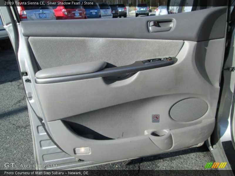Silver Shadow Pearl / Stone 2009 Toyota Sienna CE