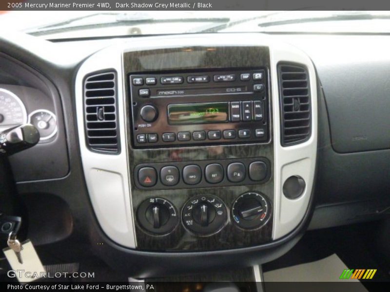 Controls of 2005 Mariner Premier 4WD