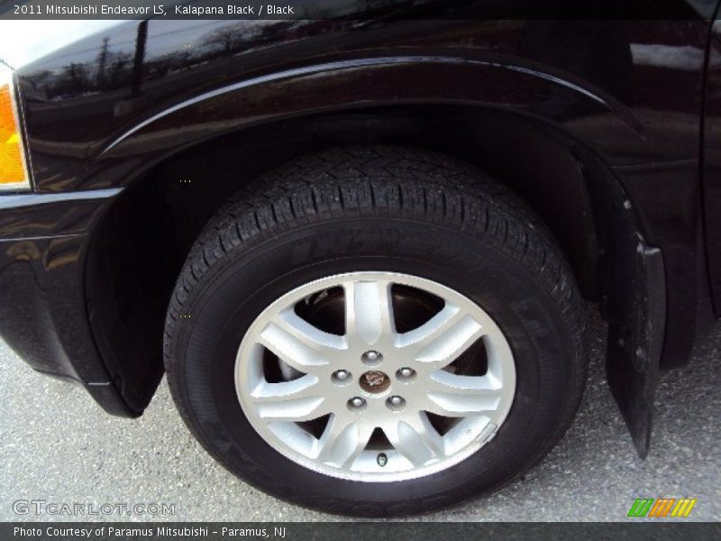Kalapana Black / Black 2011 Mitsubishi Endeavor LS