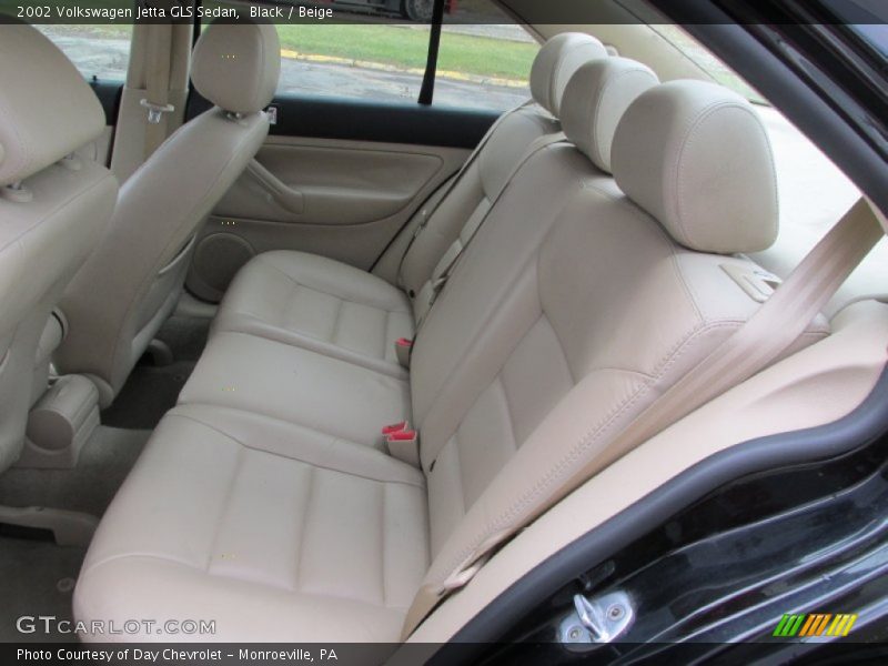 Black / Beige 2002 Volkswagen Jetta GLS Sedan